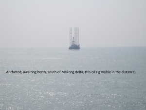 035 Oil rig south of Mekong